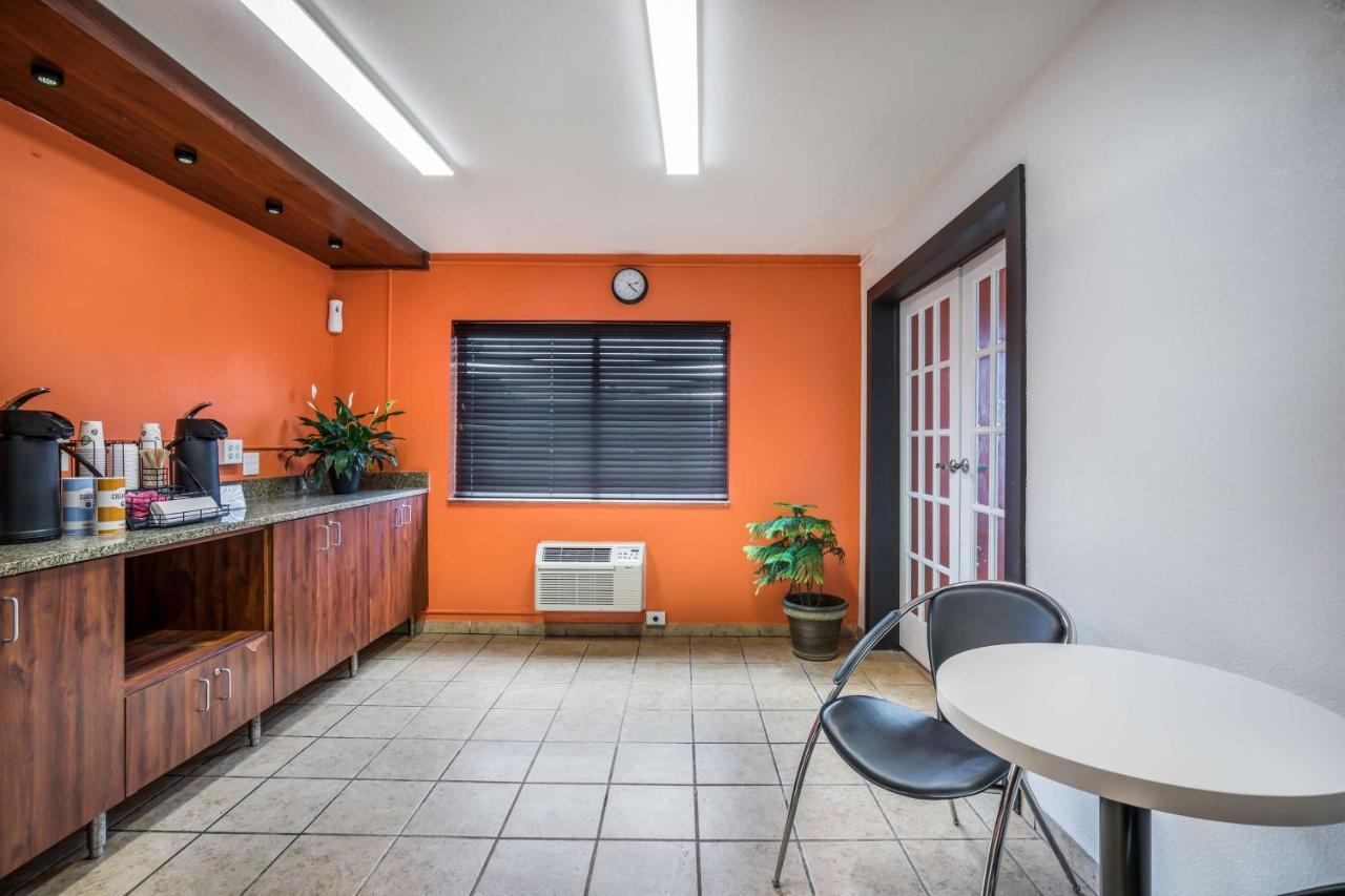 Motel 6-Madison, Wi - East Bagian luar foto
